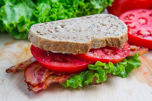 BLT (Bacon Lettuce and Tomato) Sandwich with Basil Mayo - Closet Cooking