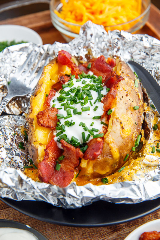 Slow Cooker Loaded Baked Potatoes - Closet Cooking