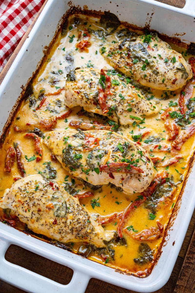 Creamy Parmesan and Sundried Tomato Baked Chicken - Closet Cooking